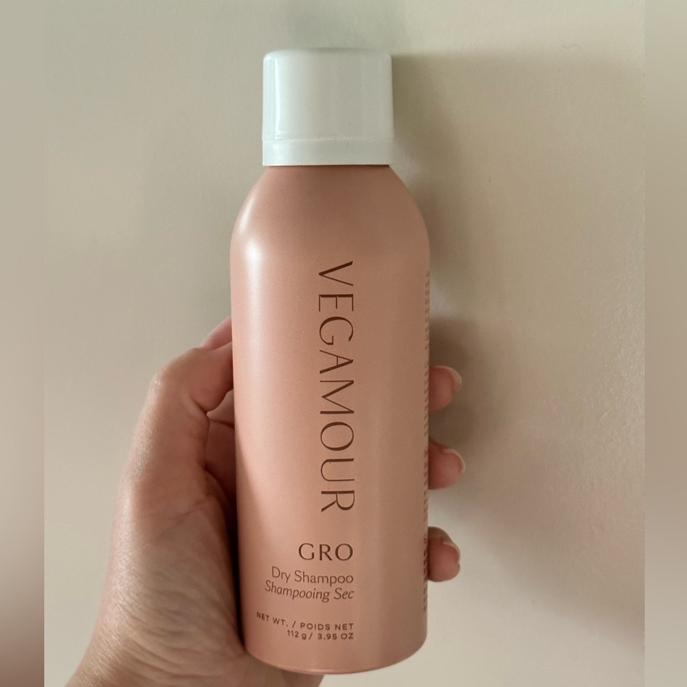 Vegamour GRO dry shampoo for thinning hair